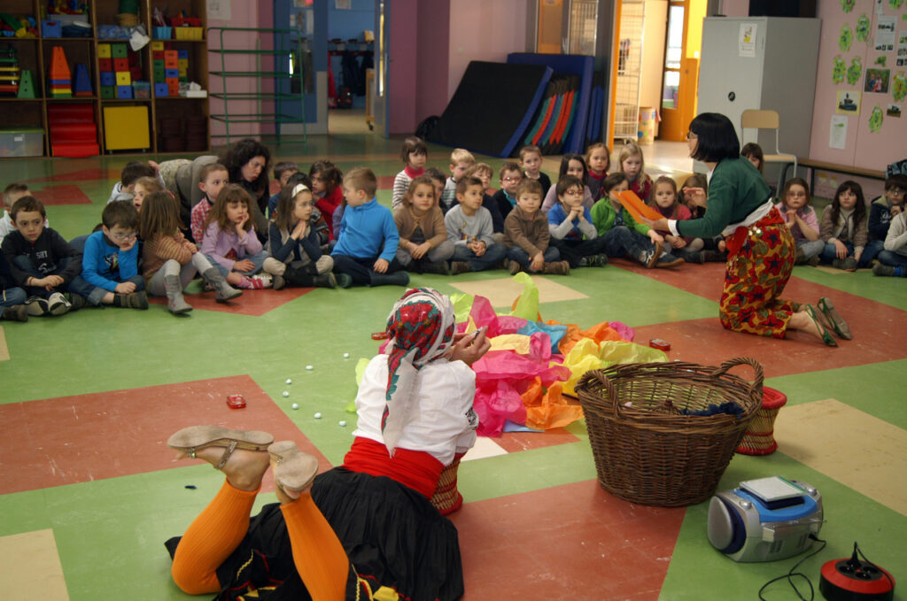 Les contes du chat pas sage pour enfants perchés